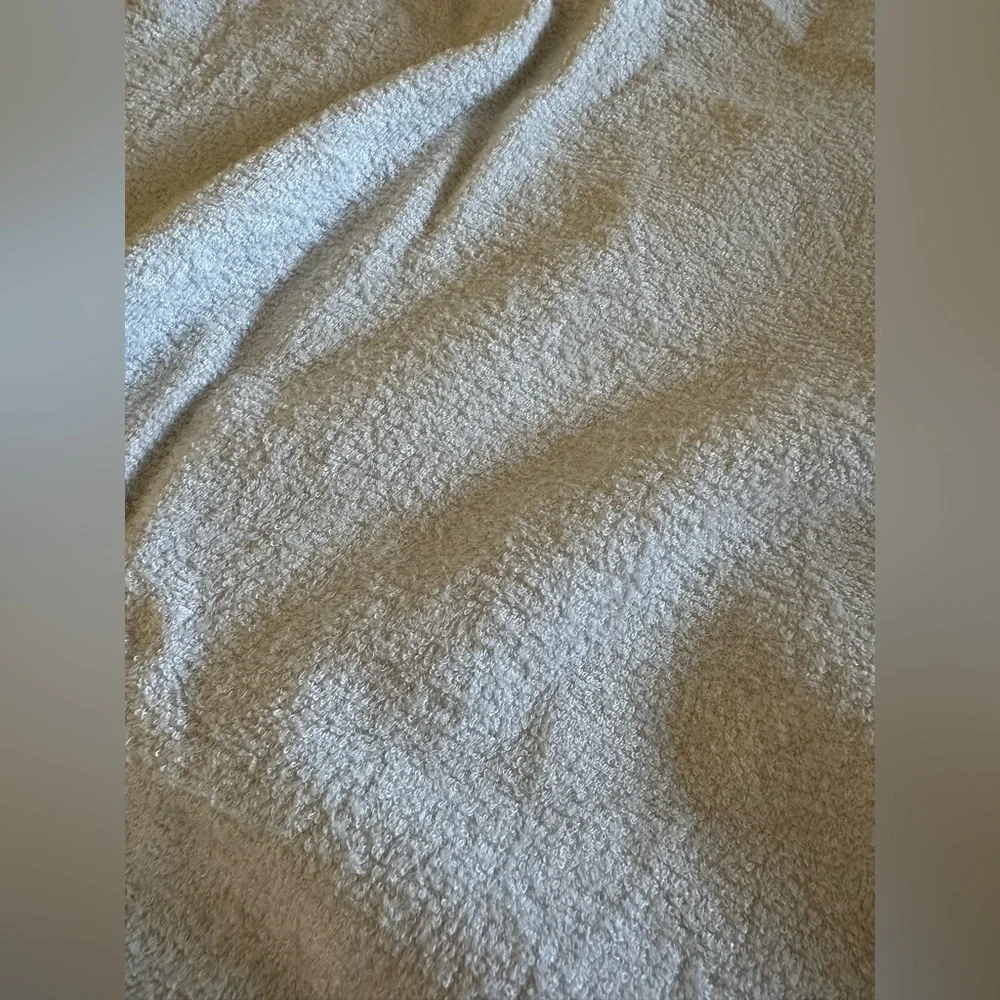 Posh Peanut Hooded Towel